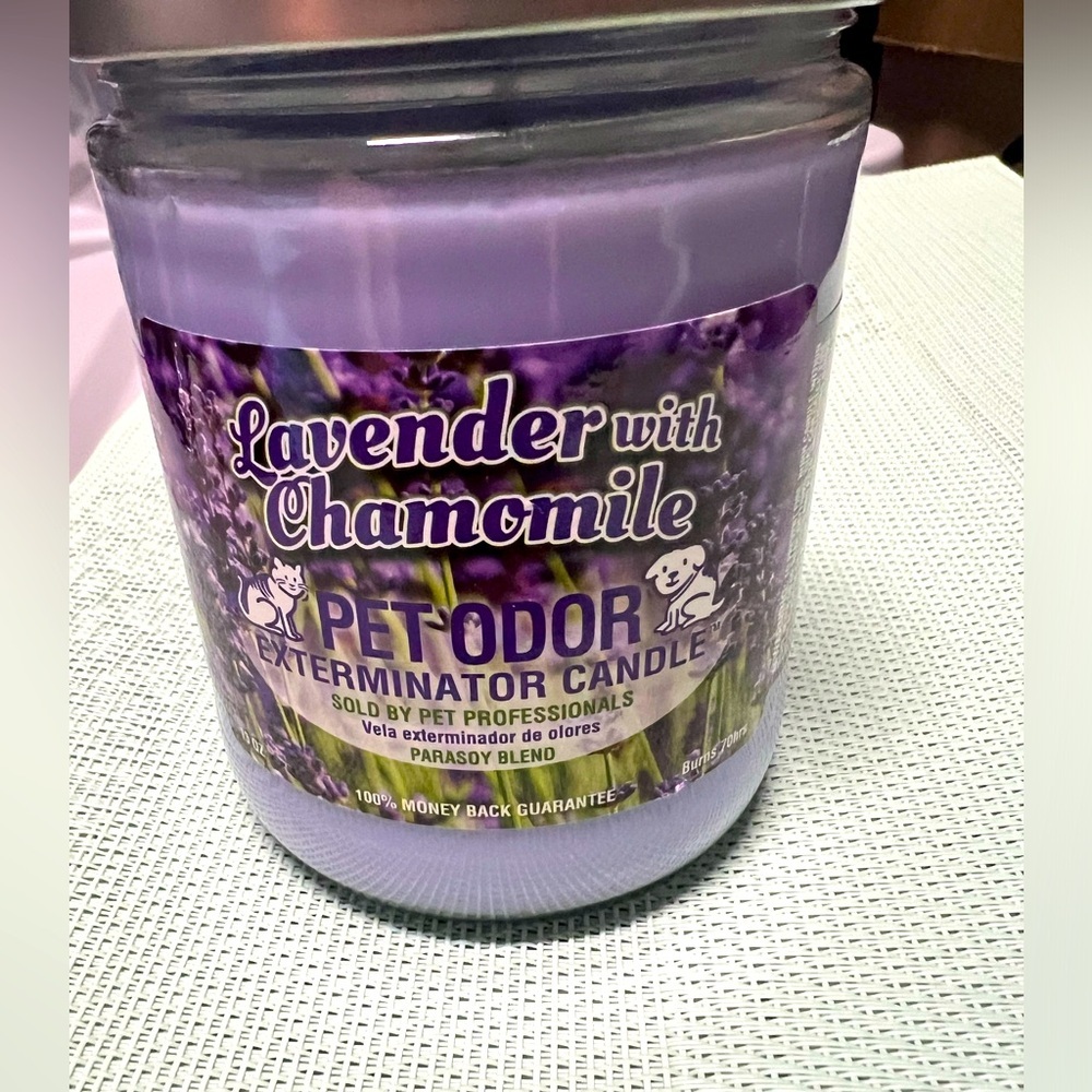 Lavender and Chamomile Scented Perfume Odor Candle